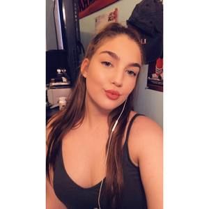 Meet your Posher, Sabrina